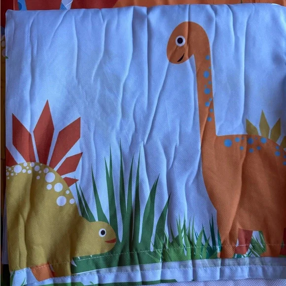 Dinosaur and‎ Palm Tree Quilt - Picture 4 of 8